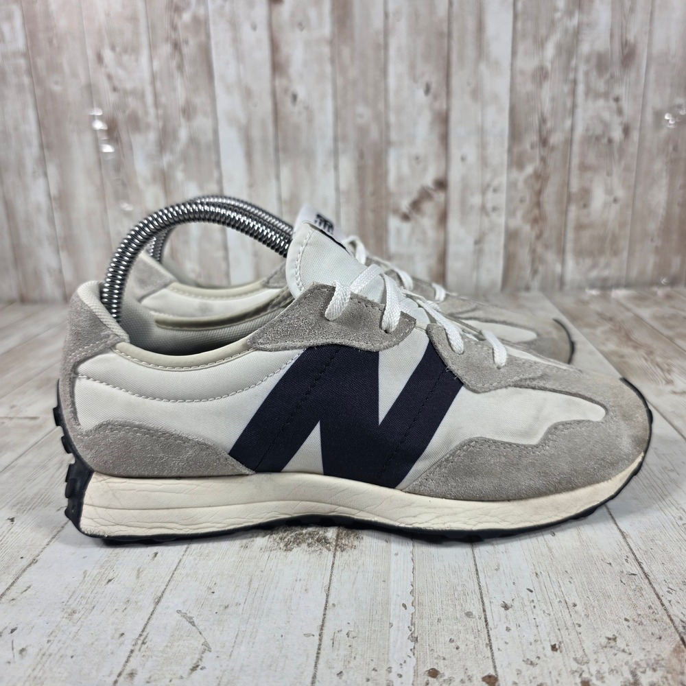 New Balance 327 Grey White Suede Nylon Sneakers GS327FE Womens 7.5 / Boys 6